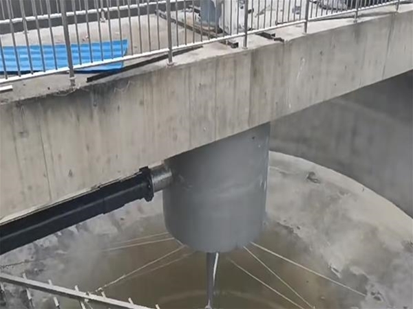 中心传动刮泥机