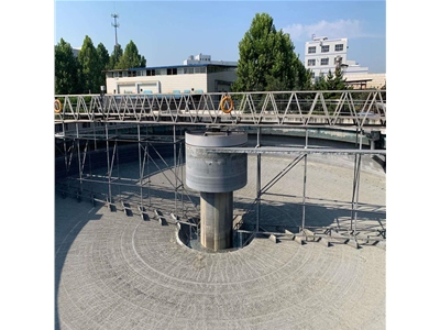 中心传动刮吸泥机